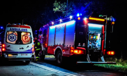 Zderzenie osobówki z cysterną za Ząbkowicami Śląskimi. Jedna osoba trafiła do szpitala