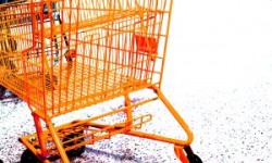 Nieletni ukradli towar z otwartego sklepu 