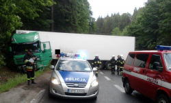 Kolizja drogowa na K8 w Dębowinie