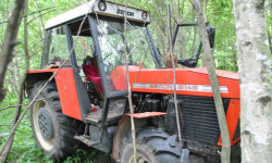 Ukradli ciągnik rolniczy - grozi im 5 lat więzienia
