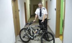 Rowerowy złodziej w rękach policji