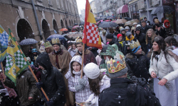 Orszak Trzech Króli na ulicach Kłodzka [foto, wideo]