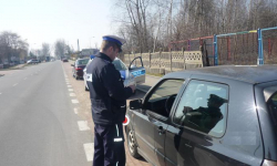 Policjanci sprawdzali stan techniczny pojazdów