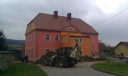 Inwestycje w lądeckie szkoły