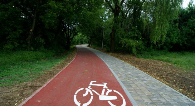 Jak wyglądają prace nad budową ścieżek rowerowych w regionie?