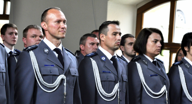 Policjanci z KPP w Ząbkowicach Śląskich masowo biorą zwolnienie lekarskie. Aktualnie na „L4” przebywa około 50 proc. z nich